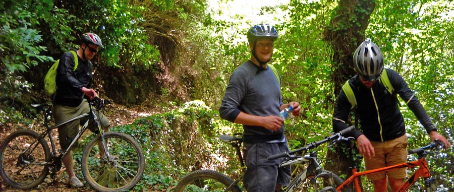 διαδρομές με ποδήλατο ανακαλύπτοντας κάθε γωνιά του μαγικού βουνού του Πηλίου